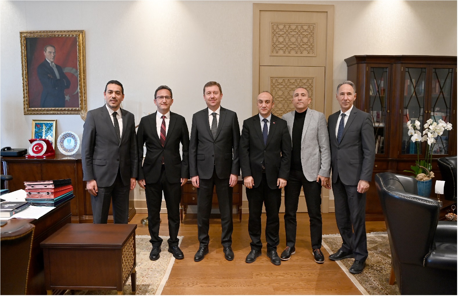  Yönetim Kurulumuzca Cumhurbaşkanlığı İdari İşler Başkanı Sn. Hakkı SUSMAZ'ı ziyaret